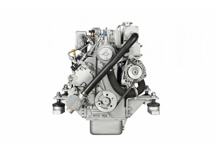 Perkins  34 HP / 3000 RPM Dizel Deniz Motoru